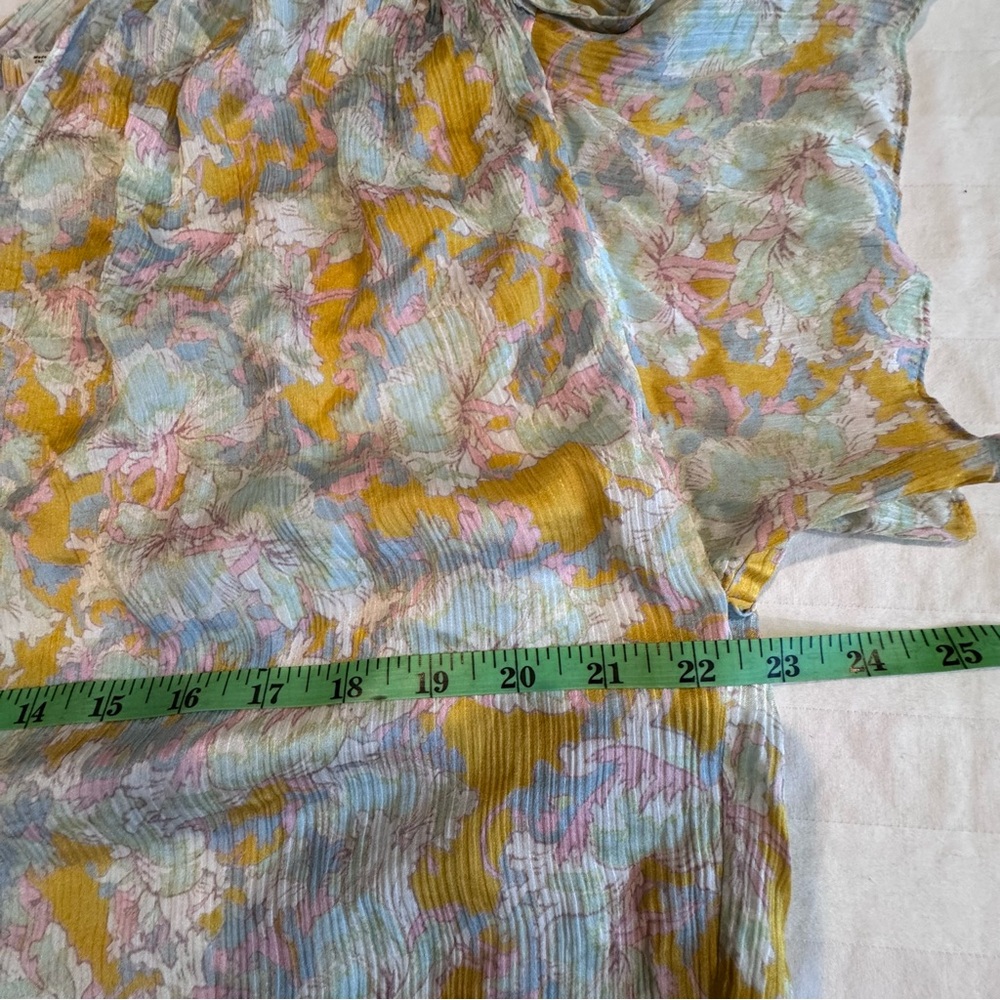 Vince Lotus Ruched Flutter Sleeve Silk Blouse, Size Medium - Picture 8 of 16